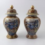 939 6272 VASES AND COVERS